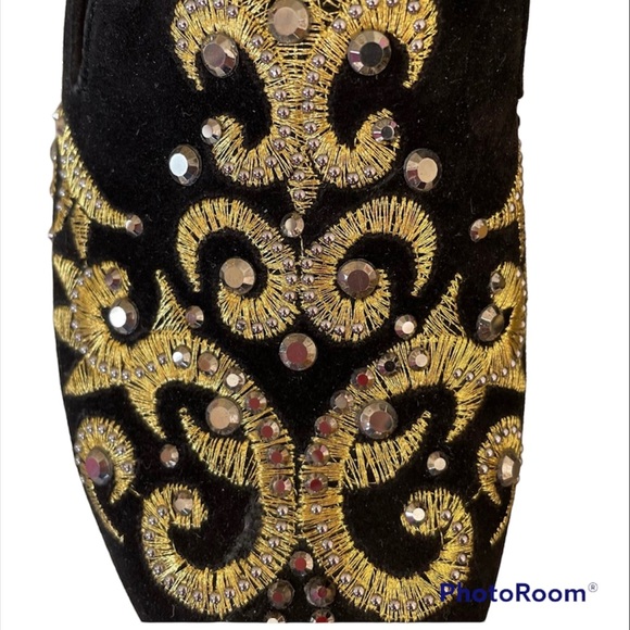 BALDAN black suede flat in 38EU..Never worn - Picture 2 of 7